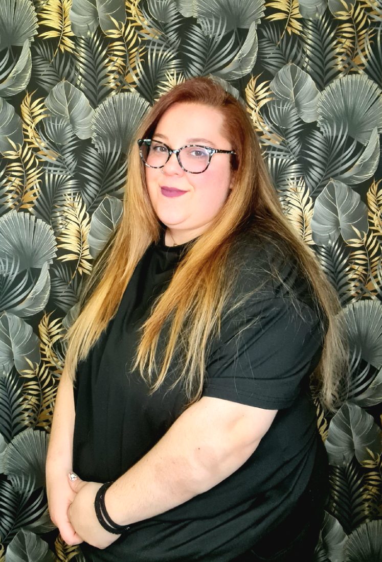 Míriam, esteticista y manicurista en Más que Ondas
